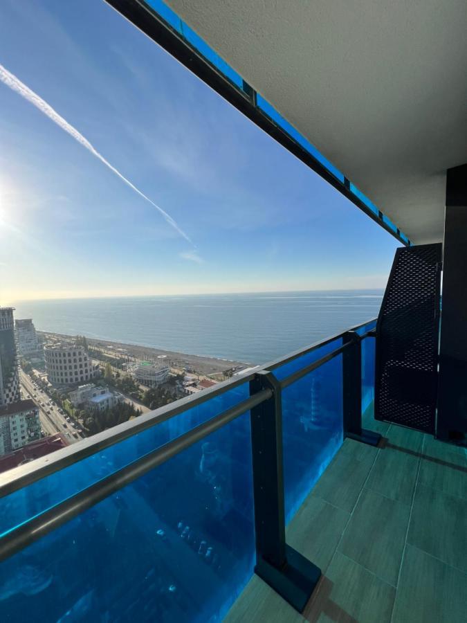 Aparthotel In City Batumi Exteriör bild
