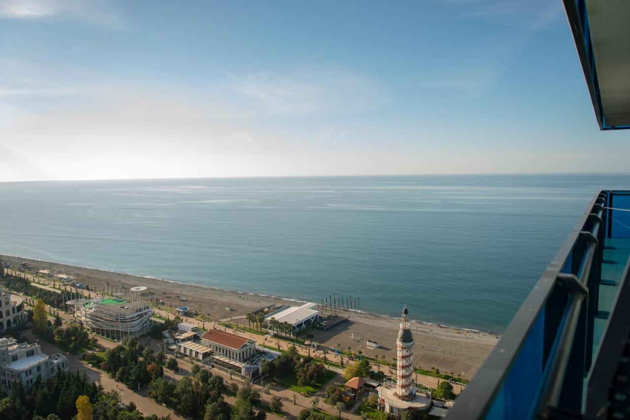 Aparthotel In City Batumi Exteriör bild