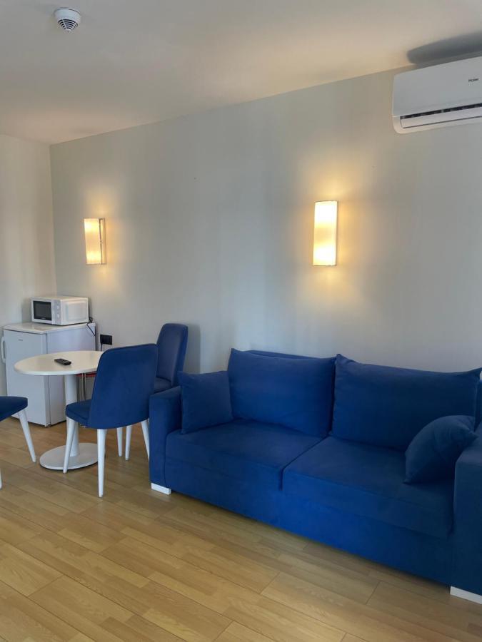Aparthotel In City Batumi Exteriör bild